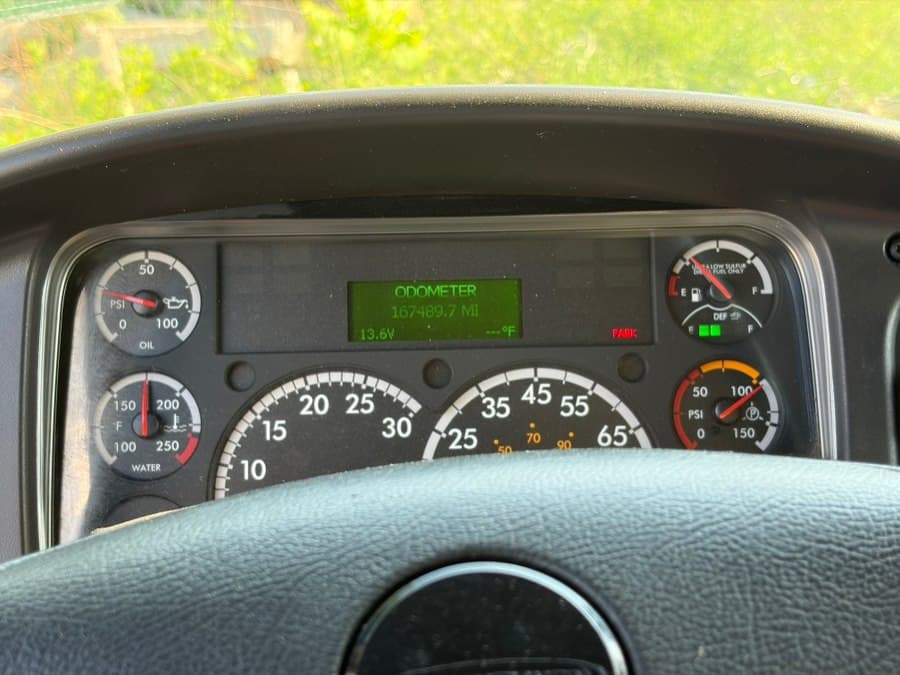 2017 Freightliner M2 106