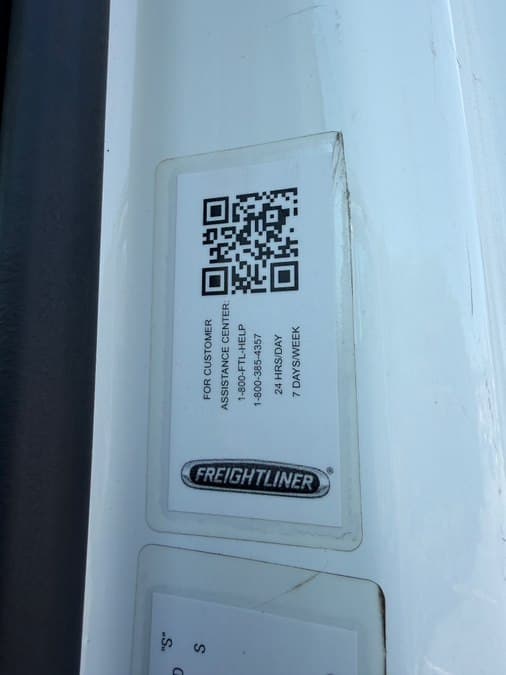 2017 Freightliner M2 106