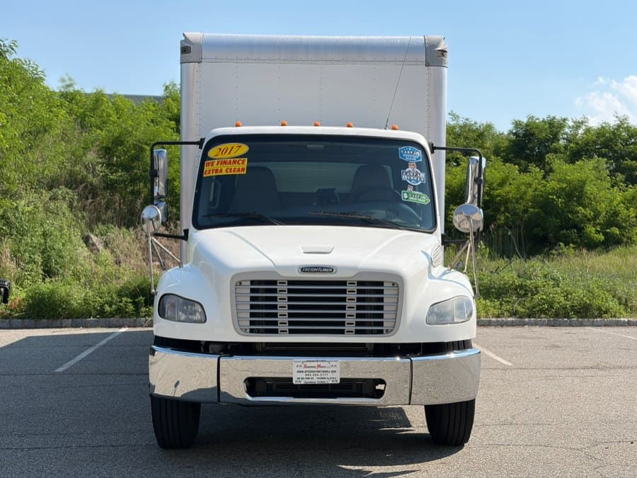 2017 Freightliner M2 106