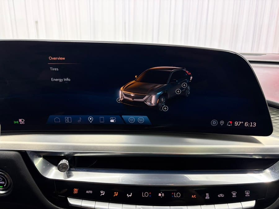 2024 Cadillac LYRIQ