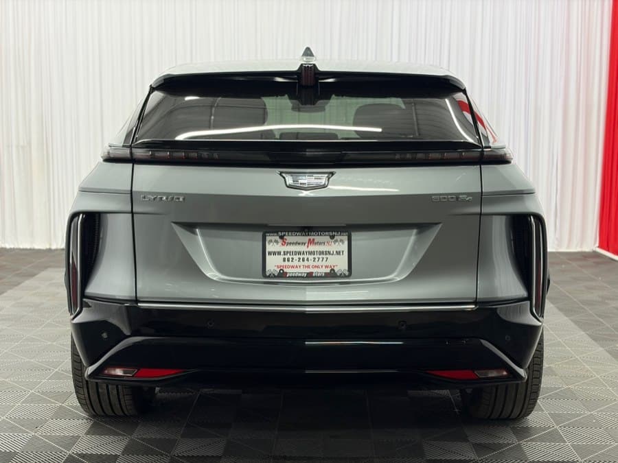 2024 Cadillac LYRIQ