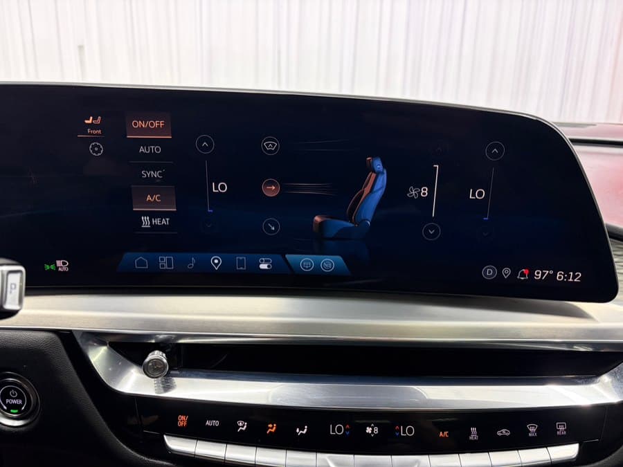 2024 Cadillac LYRIQ