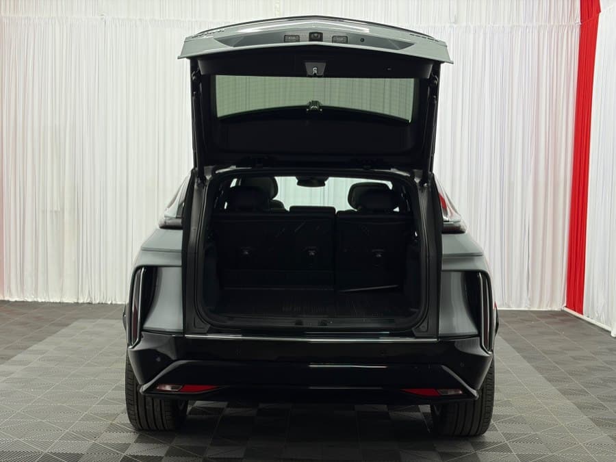 2024 Cadillac LYRIQ
