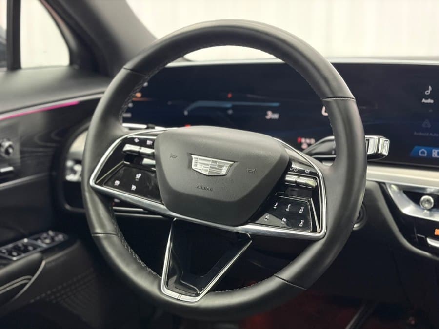 2024 Cadillac LYRIQ