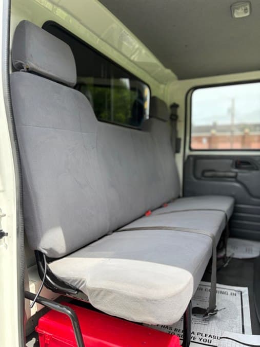 2019 Isuzu NRR