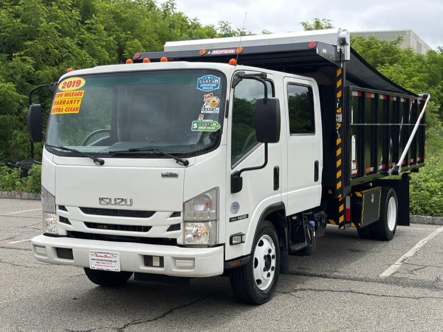 2019 Isuzu NRR
