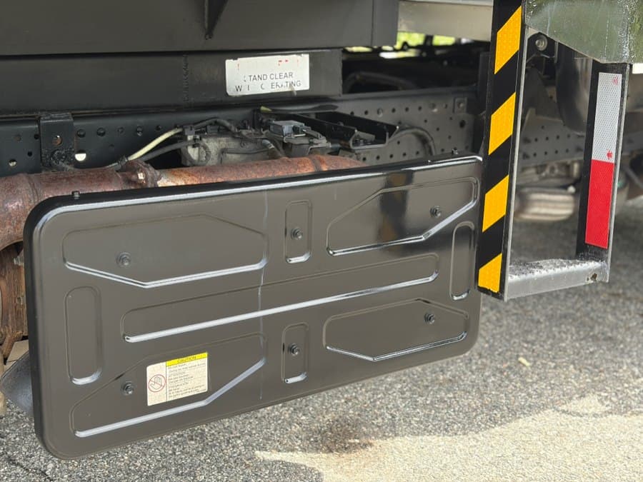 2019 Isuzu NRR