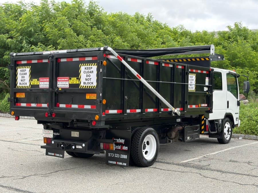 2019 Isuzu NRR