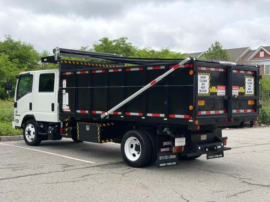 2019 Isuzu NRR
