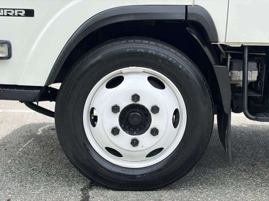 2019 Isuzu NRR