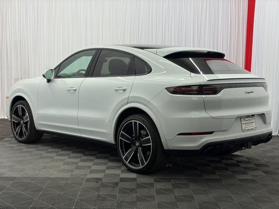 2022 Porsche Cayenne