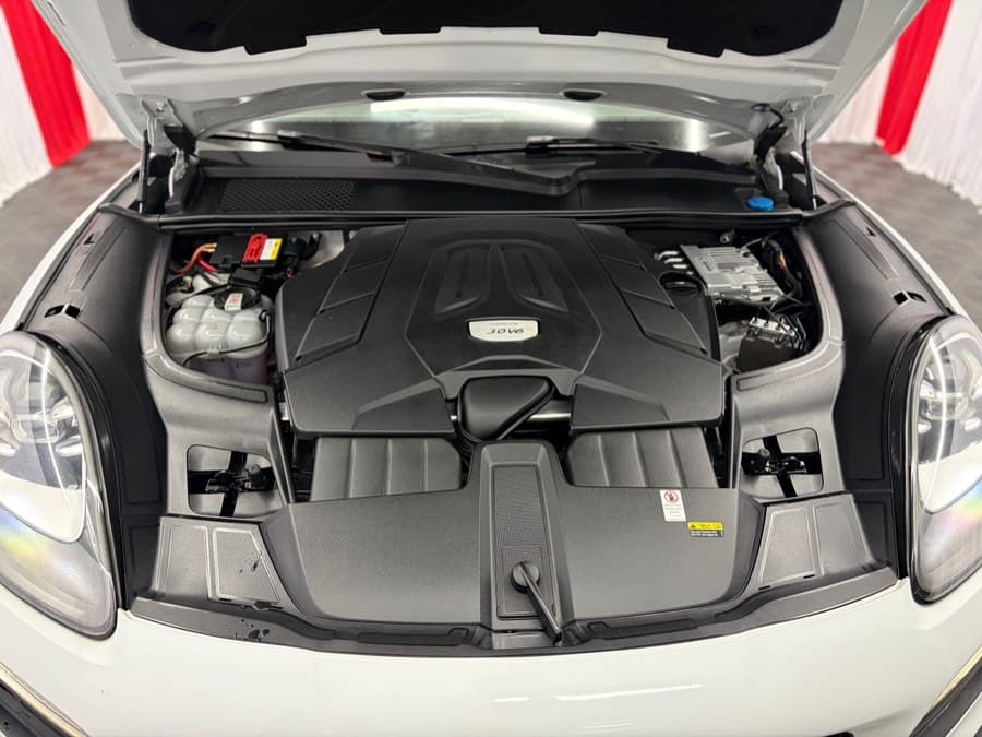2022 Porsche Cayenne
