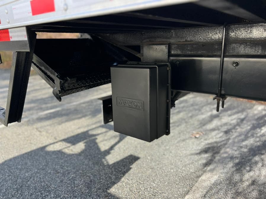 2018 Freightliner M2 106