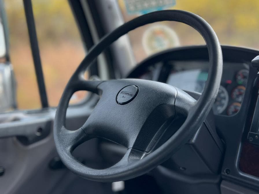 2018 Freightliner M2 106