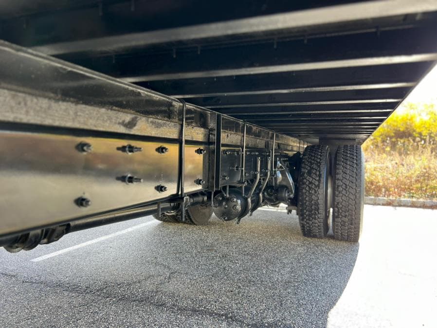 2018 Freightliner M2 106