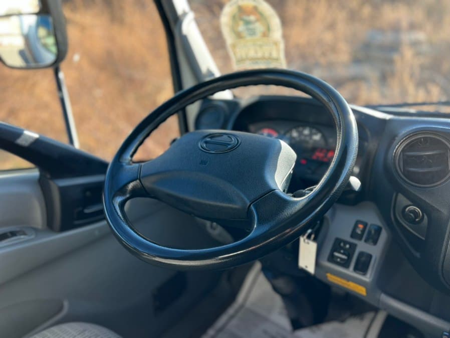 2020 Hino 195