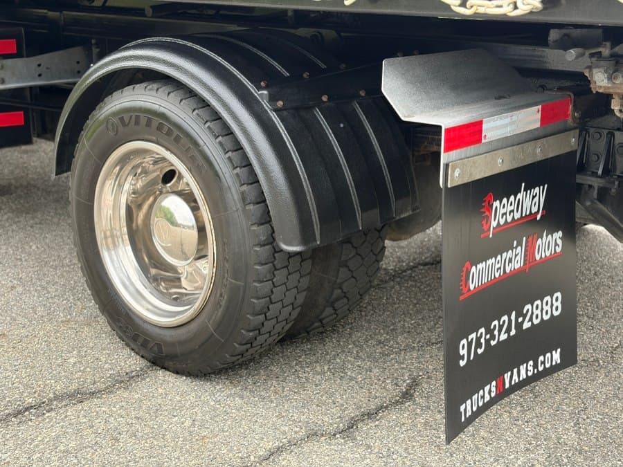 2019 Hino 258