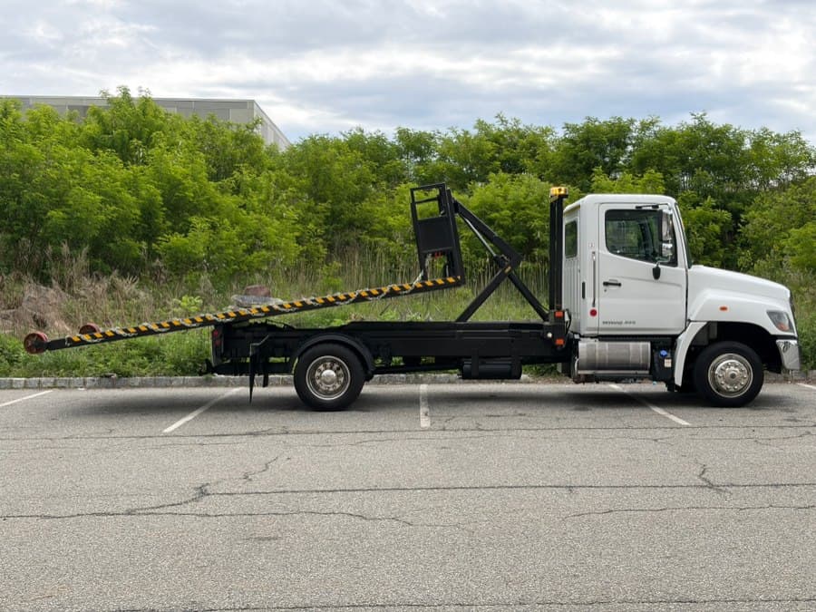 2019 Hino 258