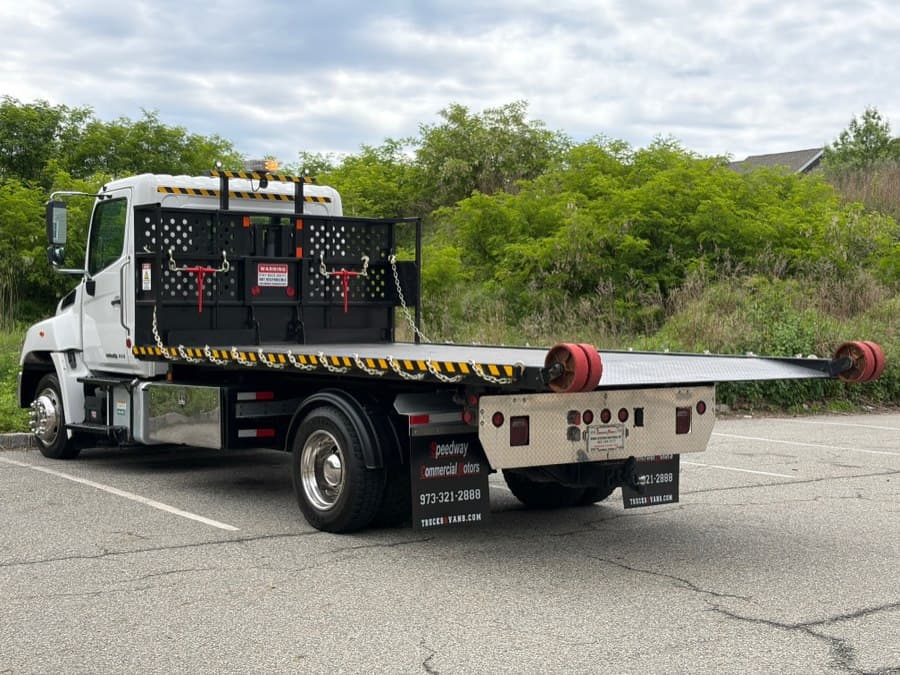 2019 Hino 258