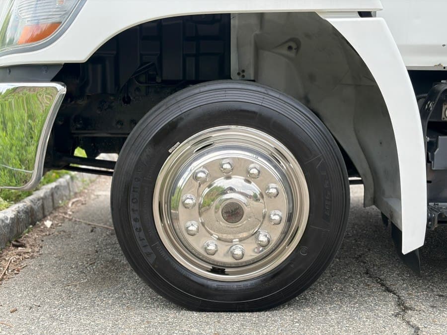 2019 Hino 258