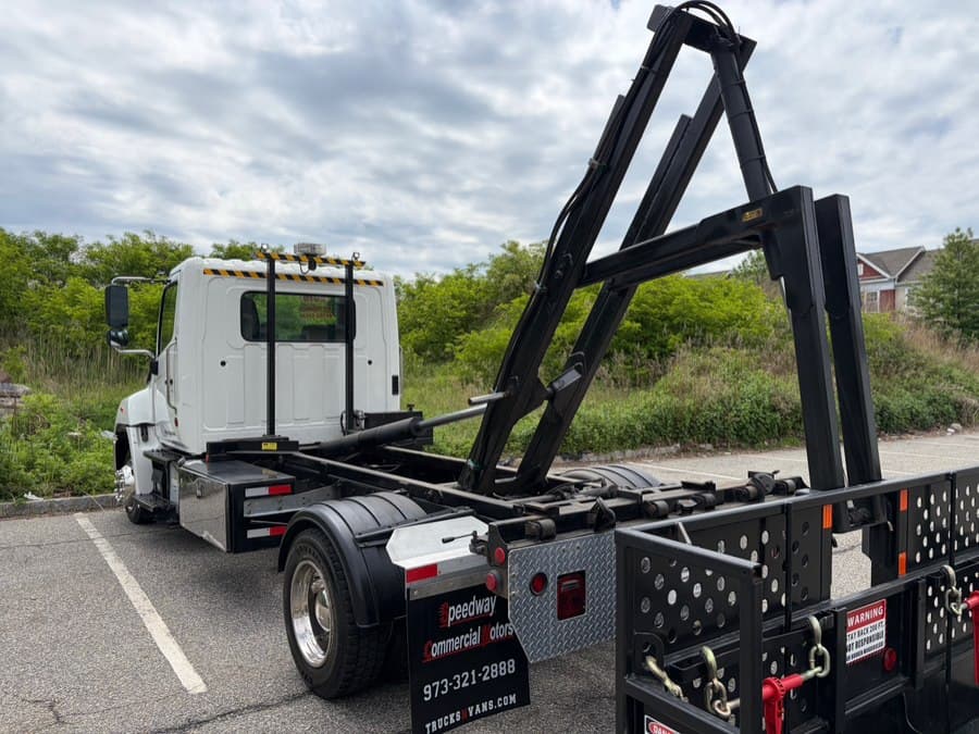 2019 Hino 258
