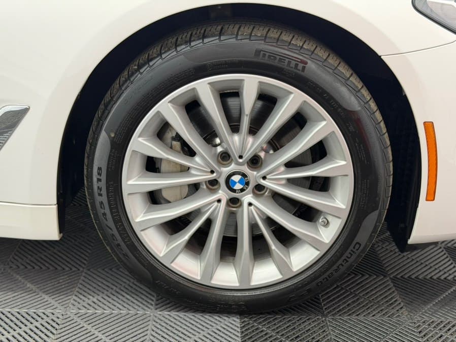 2023 BMW 5 Series