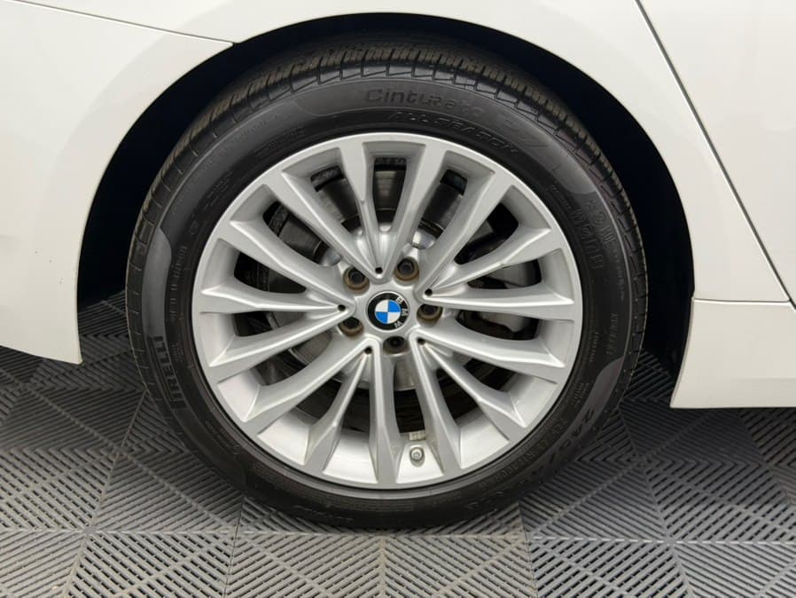2023 BMW 5 Series