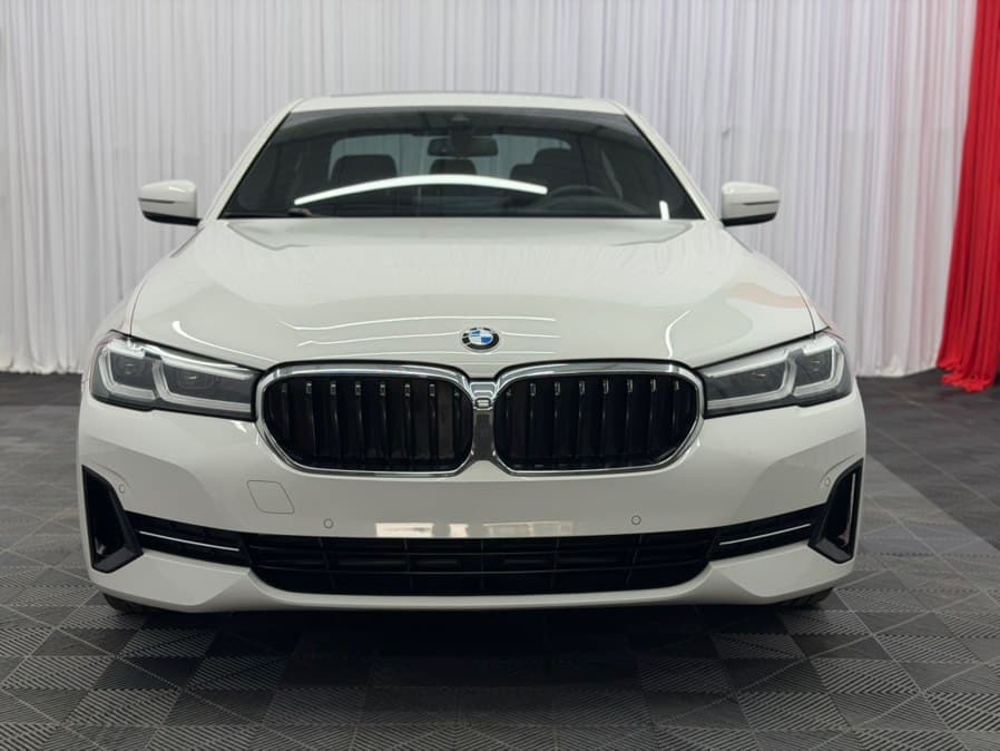 2023 BMW 5 Series