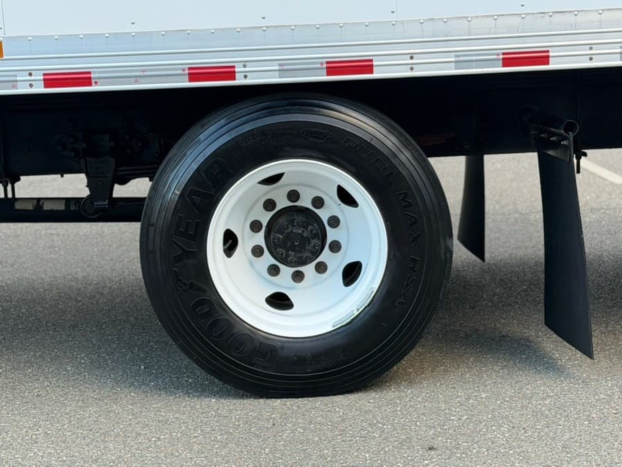 2022 Ford F-650 Straight Frame