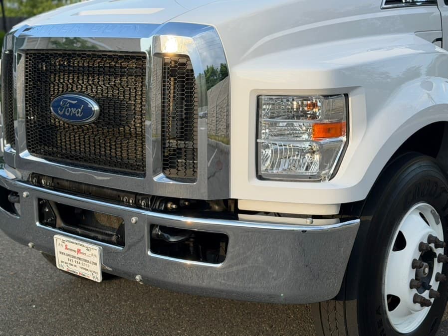 2022 Ford F-650 Straight Frame