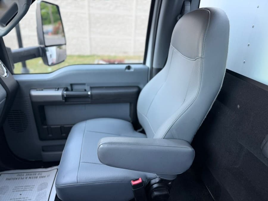 2022 Ford F-650 Straight Frame
