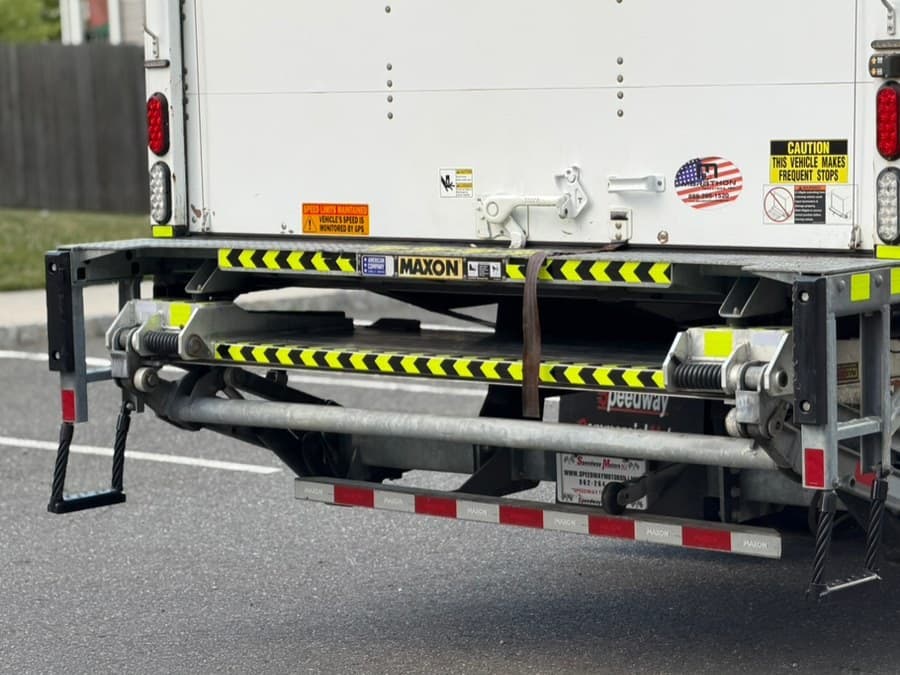 2022 Ford F-650 Straight Frame