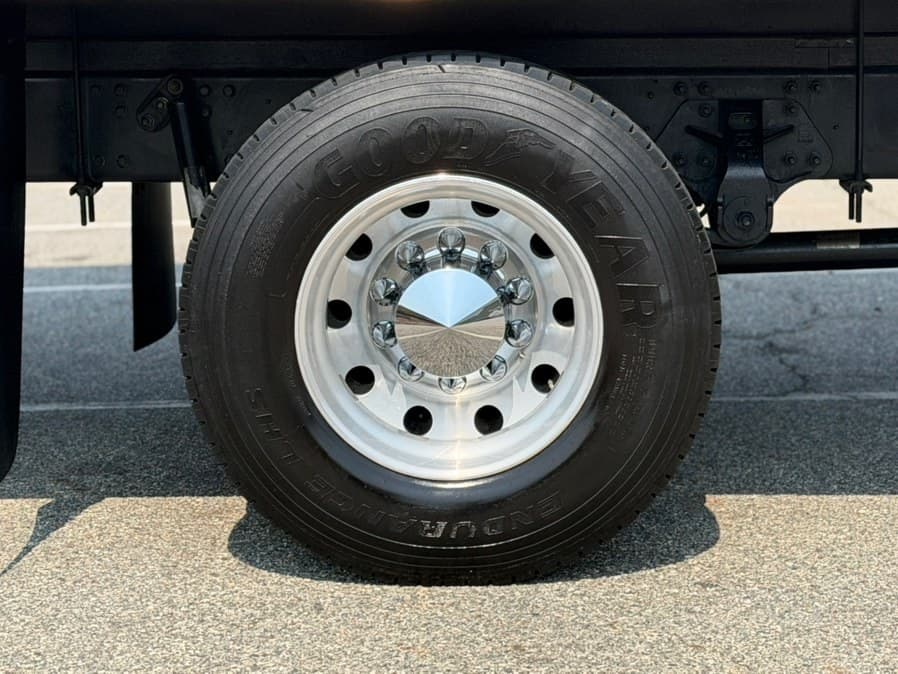 2020 Hino 268A