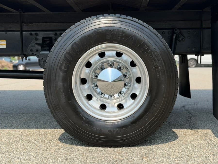 2020 Hino 268A