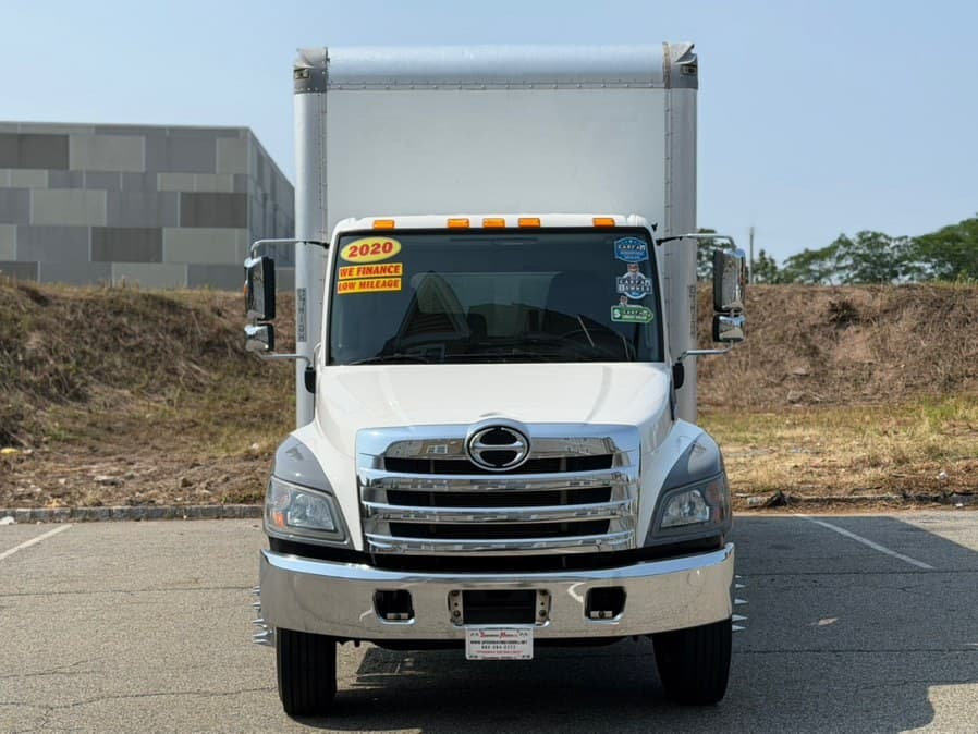 2020 Hino 268A