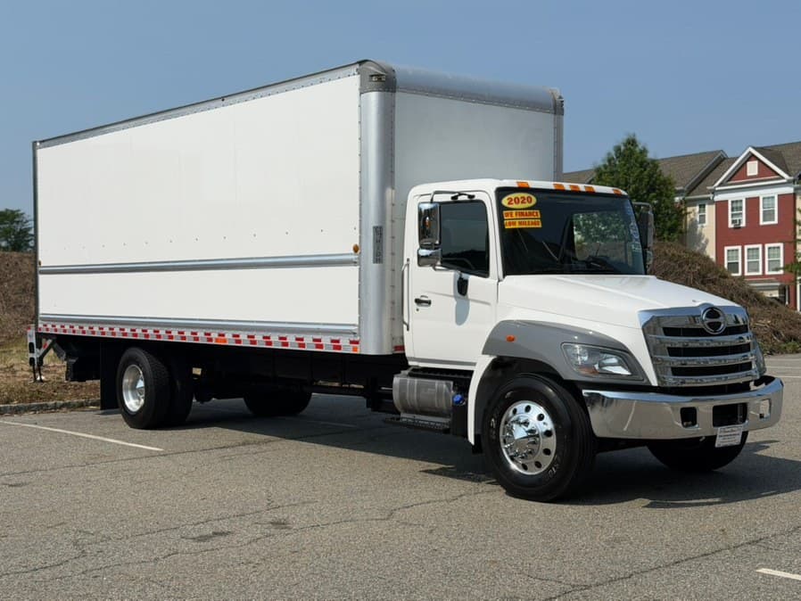 2020 Hino 268A