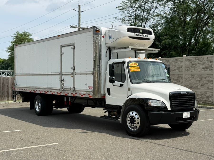 2020 Freightliner M2 106