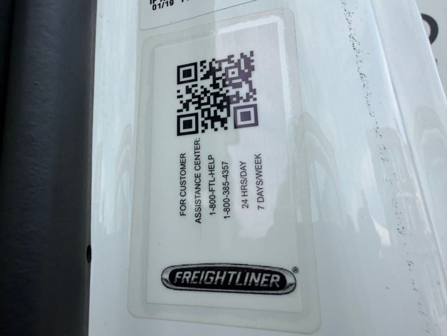 2020 Freightliner M2 106