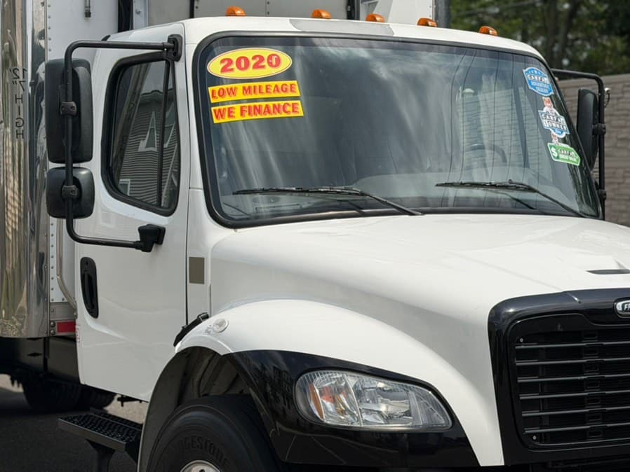 2020 Freightliner M2 106