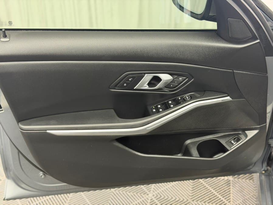 2025 BMW 3 Series
