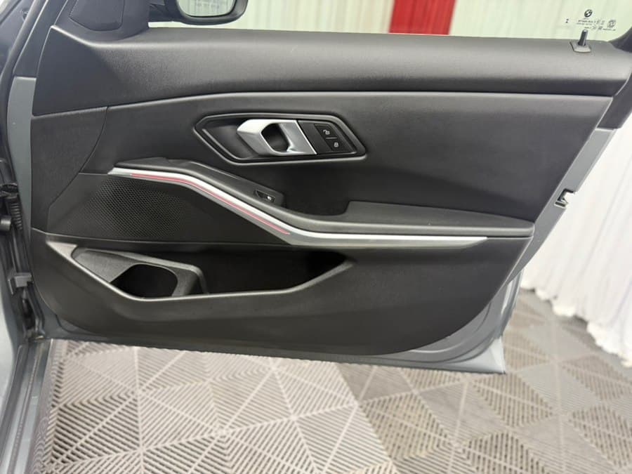2025 BMW 3 Series