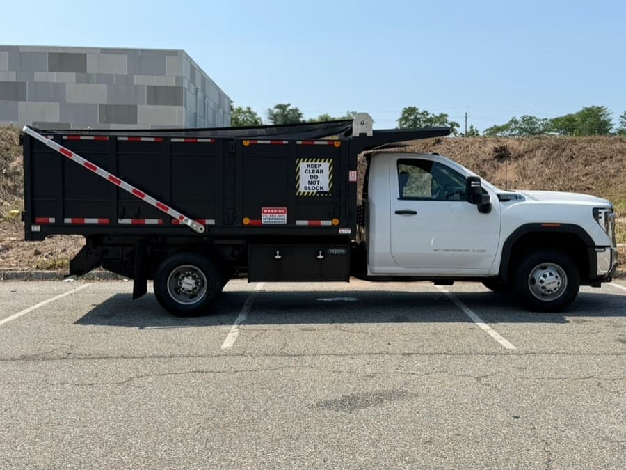 2024 GMC Sierra 3500HD CC