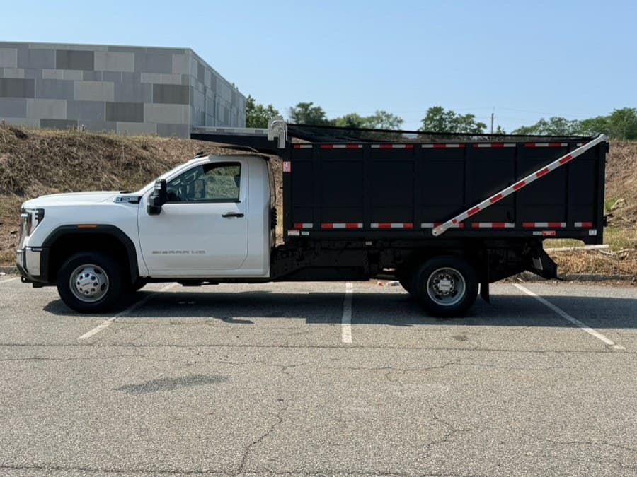 2024 GMC Sierra 3500HD CC