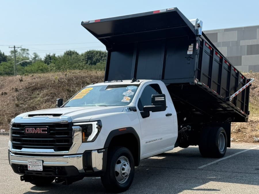 2024 GMC Sierra 3500HD CC