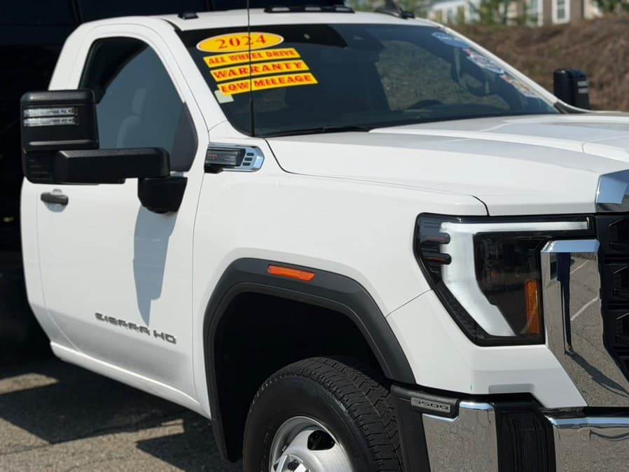 2024 GMC Sierra 3500HD CC
