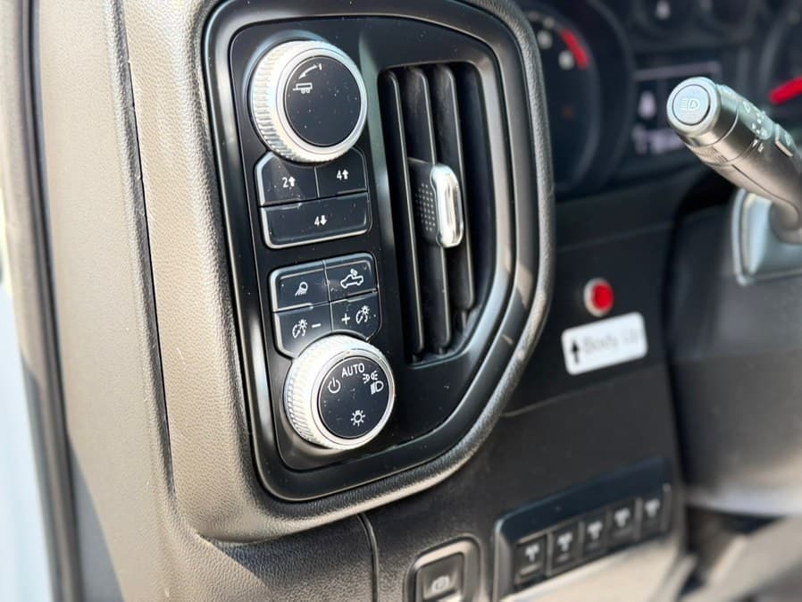 2024 GMC Sierra 3500HD CC