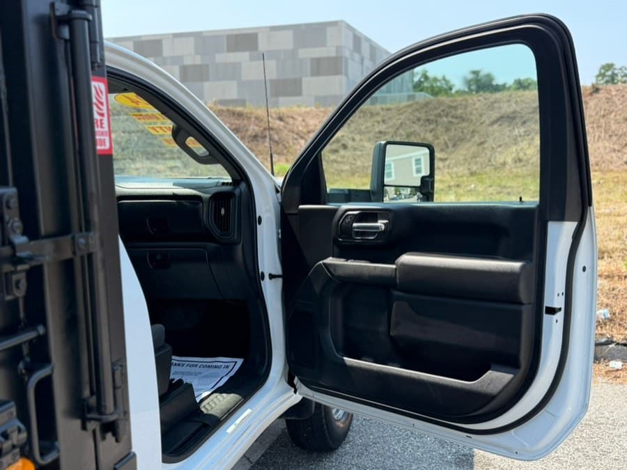 2024 GMC Sierra 3500HD CC