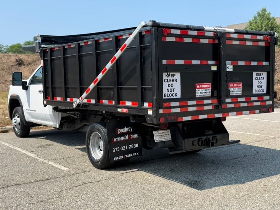 2024 GMC Sierra 3500HD CC