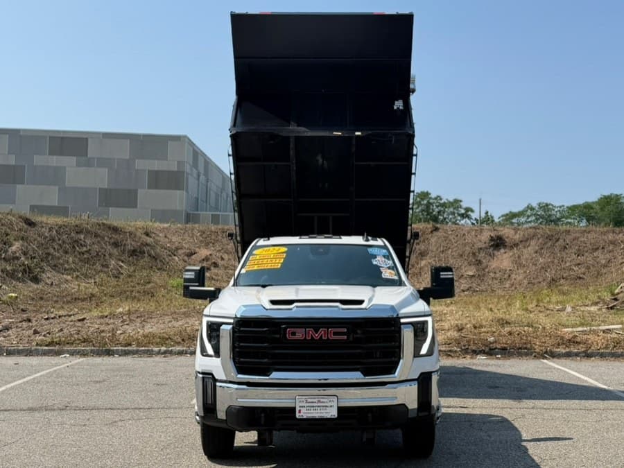 2024 GMC Sierra 3500HD CC