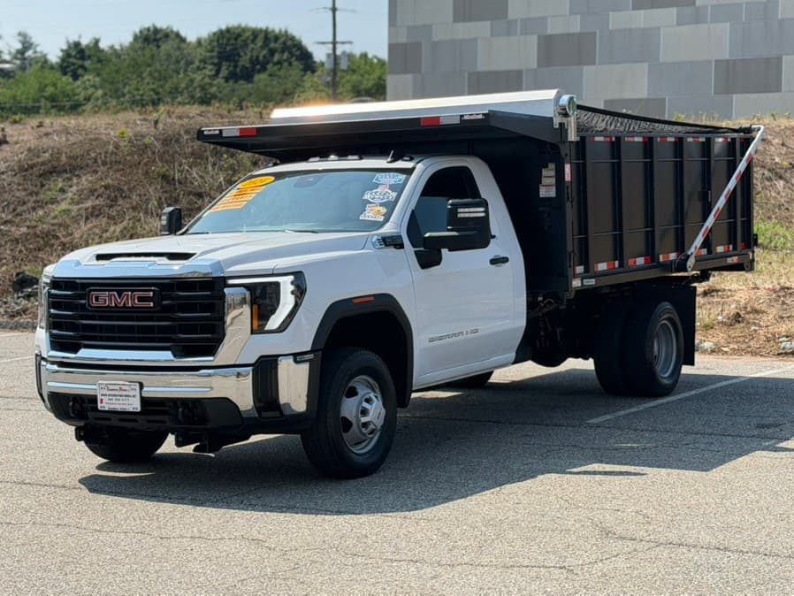2024 GMC Sierra 3500HD CC